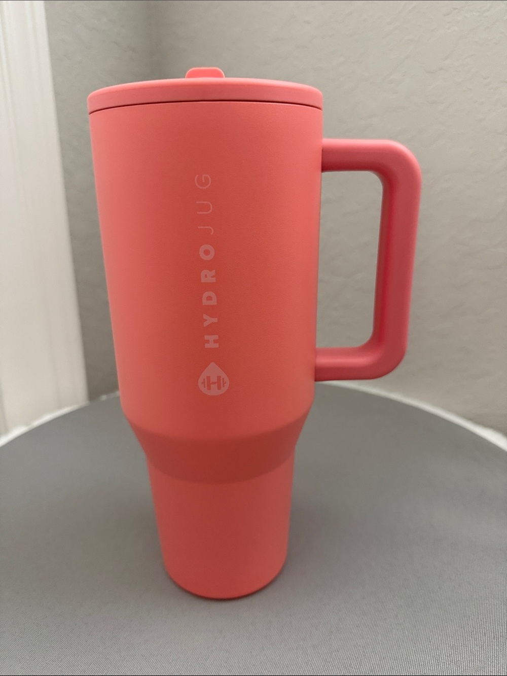 EUC Hydrojug Summer Peach 40oz traveler
